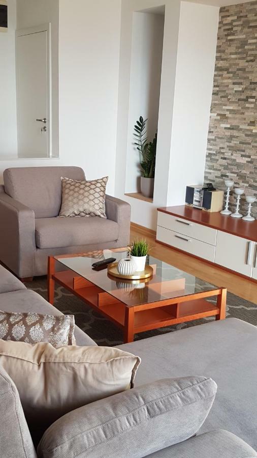 Apartmani Eterovic 바스카보다 외부 사진